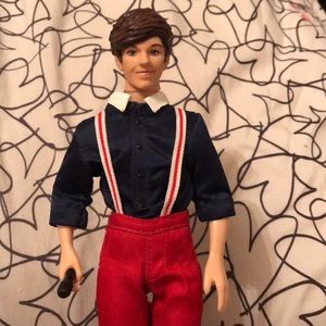 Louis Tomlinson Singing Doll